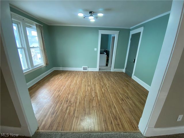 18627 Abby Avenue, Euclid, OH 44119