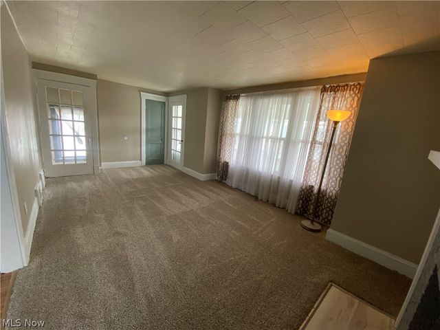 18627 Abby Avenue, Euclid, OH 44119