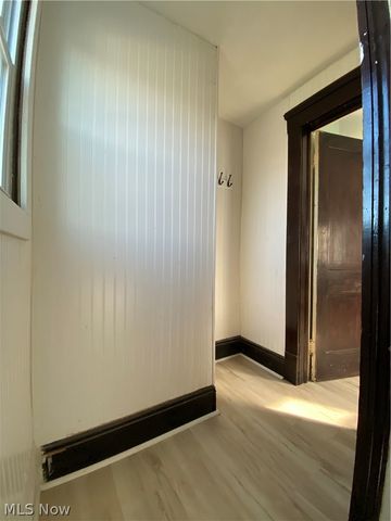 18627 Abby Avenue, Euclid, OH 44119