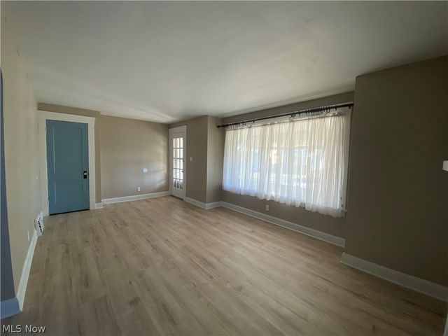 18627 Abby Avenue, Euclid, OH 44119