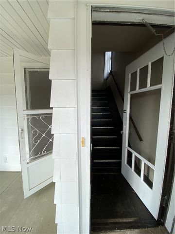 18627 Abby Avenue, Euclid, OH 44119