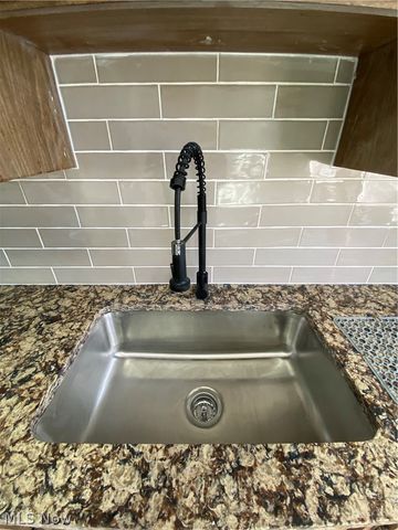 18627 Abby Avenue, Euclid, OH 44119