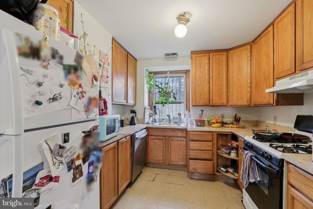 905-07 S 48TH ST, Philadelphia, PA 19143