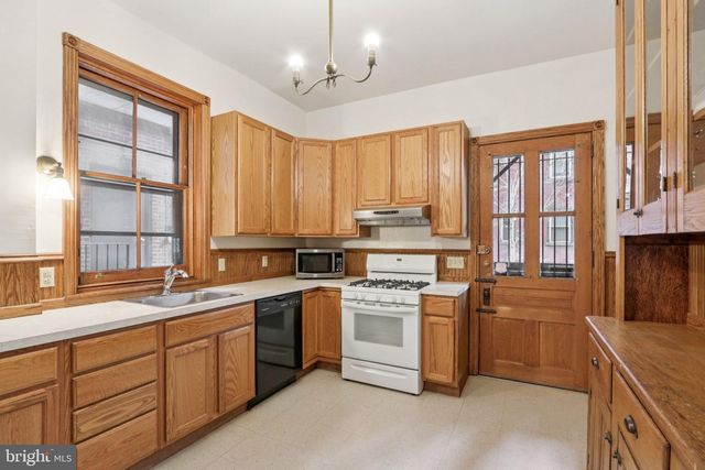 905-07 S 48TH ST, Philadelphia, PA 19143