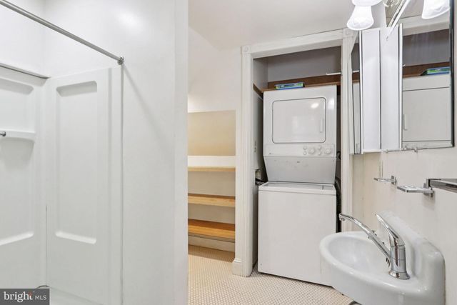 905-07 S 48TH ST, Philadelphia, PA 19143