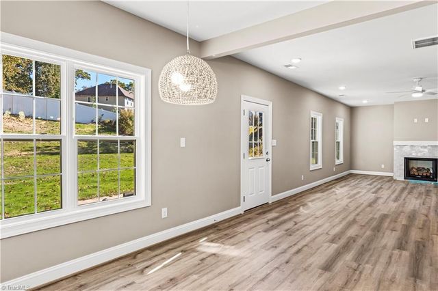 2858 Eland Drive, Winston-salem, NC 27127