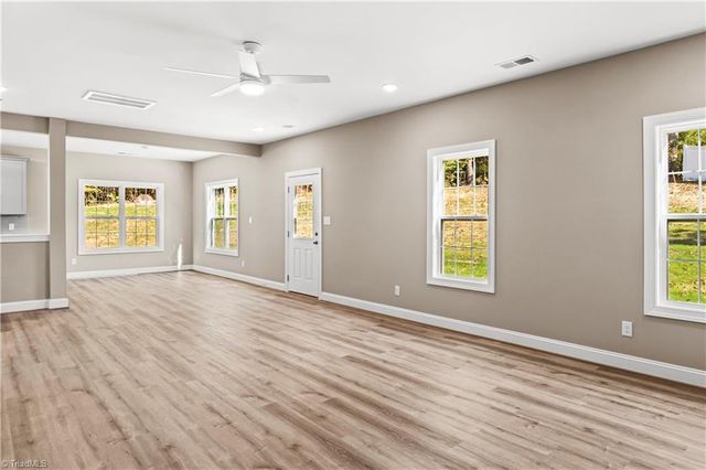 2858 Eland Drive, Winston-salem, NC 27127