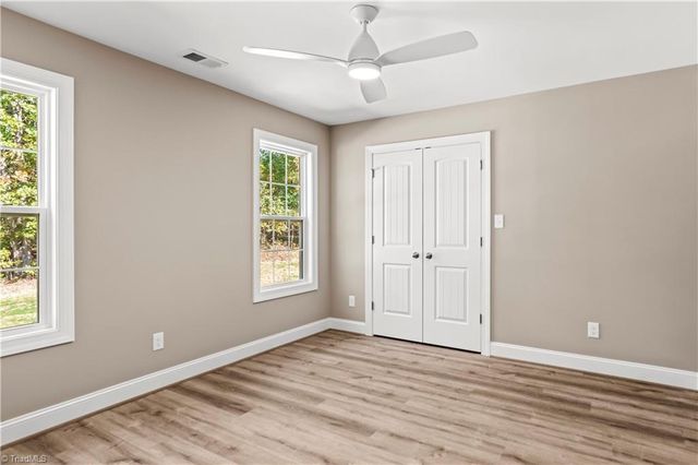 2858 Eland Drive, Winston-salem, NC 27127