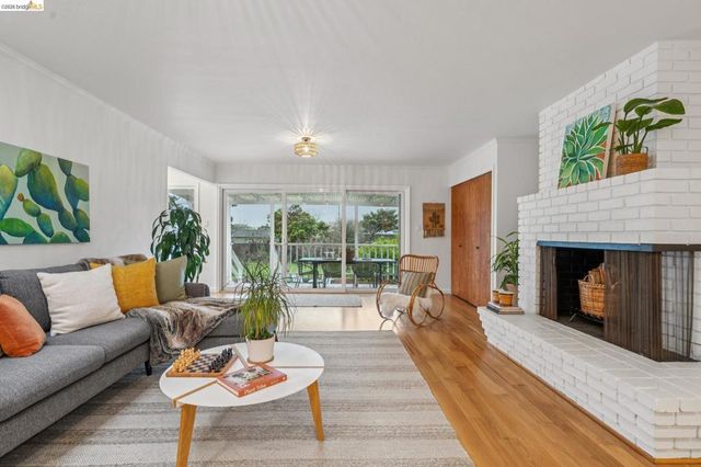 535 535 Ashbury Ave, El Cerrito, CA 94530