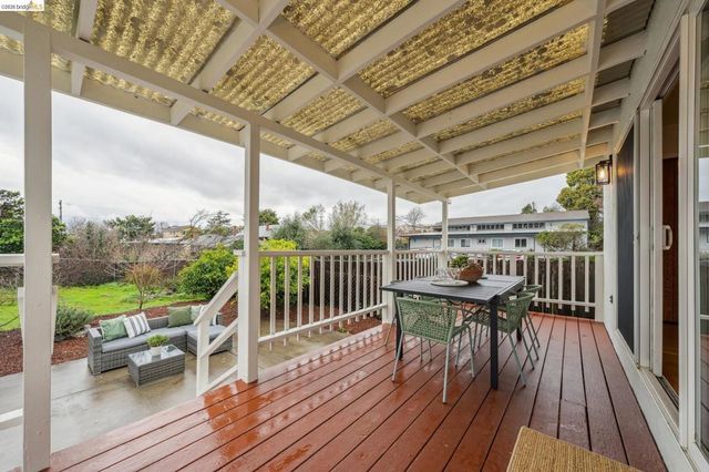 535 535 Ashbury Ave, El Cerrito, CA 94530