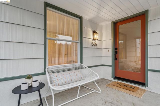 535 535 Ashbury Ave, El Cerrito, CA 94530