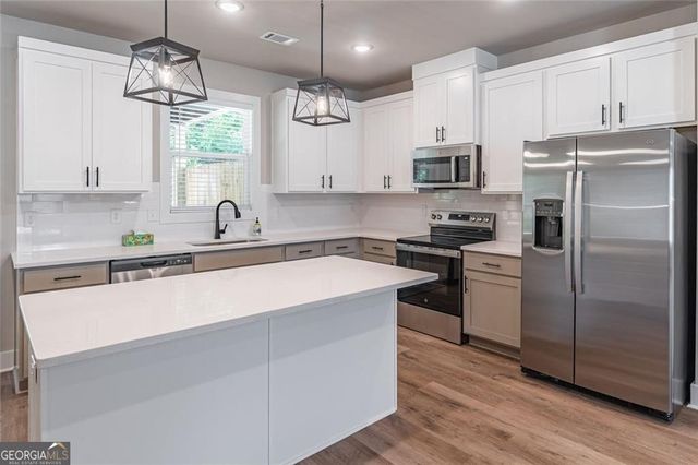 10 Rock Park Way 17, Tucker, GA 30084