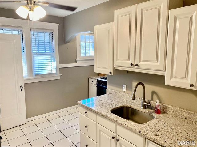 6020 Potomac Street, St Louis, MO 63139