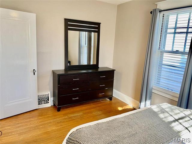 6020 Potomac Street, St Louis, MO 63139