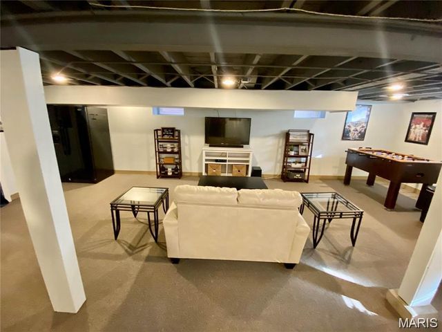 6020 Potomac Street, St Louis, MO 63139