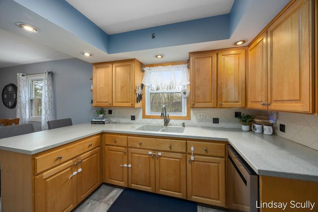 1555 43rd Street SW, Wyoming, MI 49509