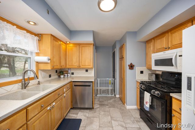 1555 43rd Street SW, Wyoming, MI 49509