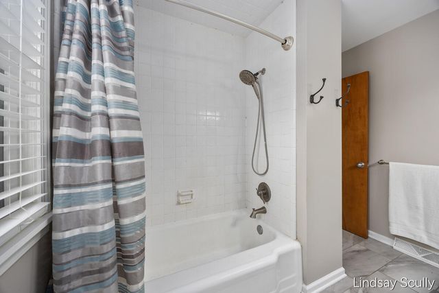 1555 43rd Street SW, Wyoming, MI 49509
