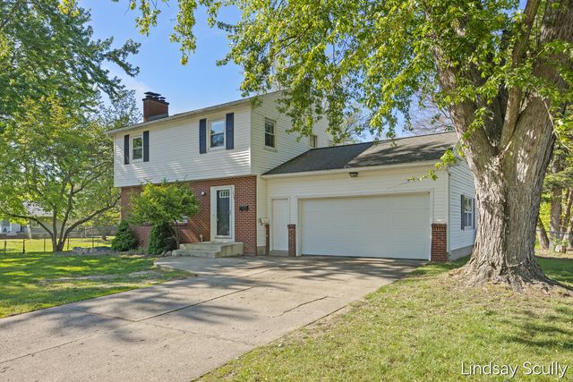 1555 43rd Street SW, Wyoming, MI 49509
