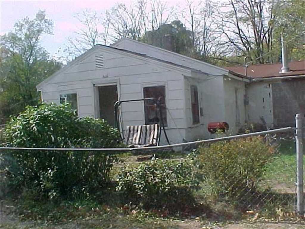 709 Birdella Court, Michigan City, IN 46360