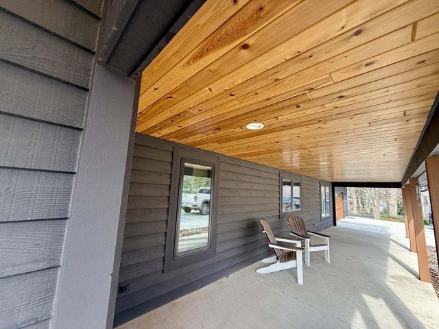 W1484 Spring Grove Road, Ripon, WI 54971