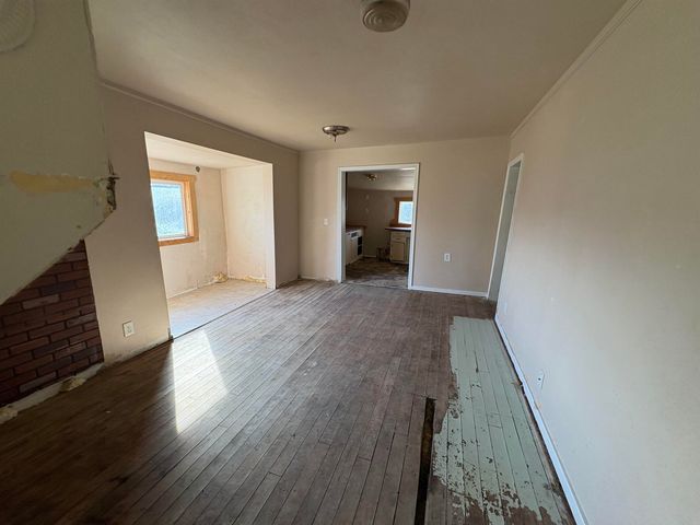 107 N Fir St, Deer Park, WA 99006