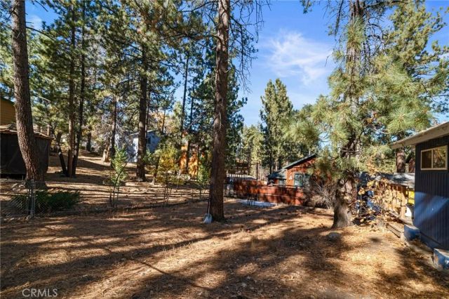1141 W Alta Vista Avenue, Big Bear City, CA 92314