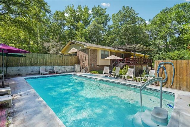 8540 Ridge Road, Fairburn, GA 30213