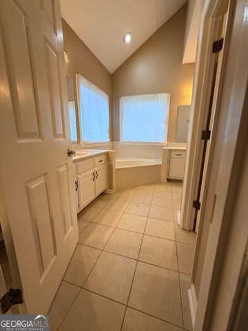 2300 Whispering Pines Lane, Mcdonough, GA 30253