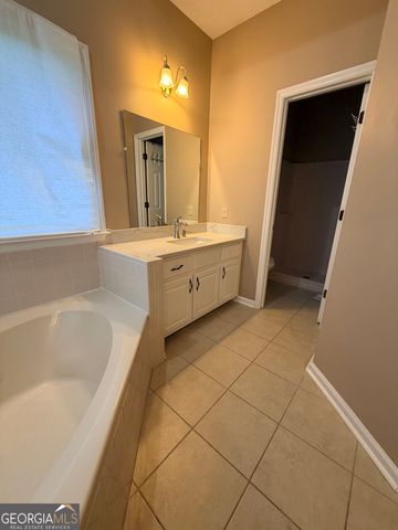 2300 Whispering Pines Lane, Mcdonough, GA 30253