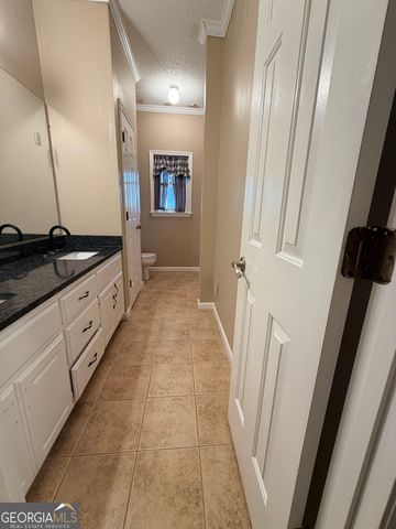 2300 Whispering Pines Lane, Mcdonough, GA 30253