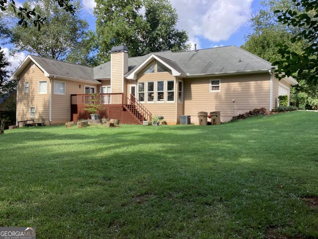 2300 Whispering Pines Lane, Mcdonough, GA 30253