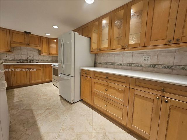 1101 River Reach Dr 418, Fort Lauderdale, FL 33315