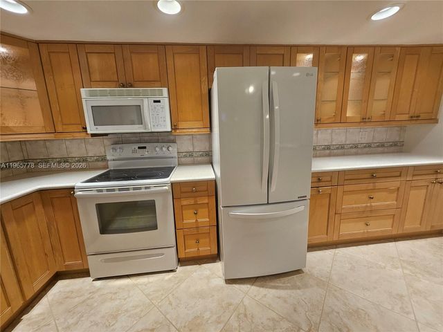 1101 River Reach Dr 418, Fort Lauderdale, FL 33315