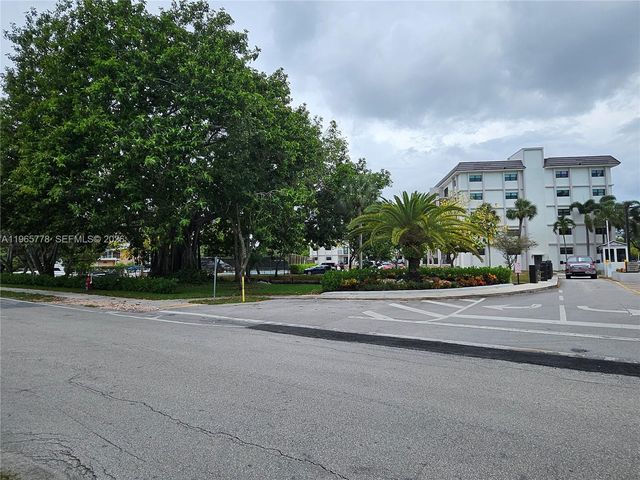 1101 River Reach Dr 418, Fort Lauderdale, FL 33315