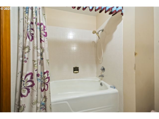 14090 Se 268TH Ct, Boring, OR 97009