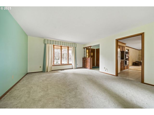 14090 Se 268TH Ct, Boring, OR 97009