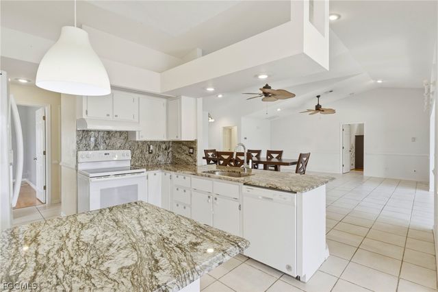 3429 SW 7th LN, Cape Coral, FL 33991