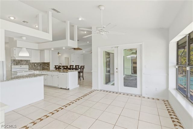 3429 SW 7th LN, Cape Coral, FL 33991