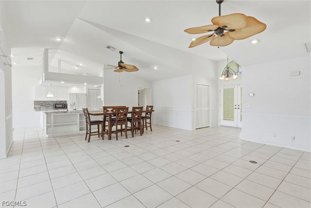 3429 SW 7th LN, Cape Coral, FL 33991