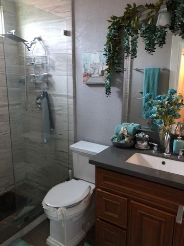 1048 Vernal Ave, Merced, CA 95340