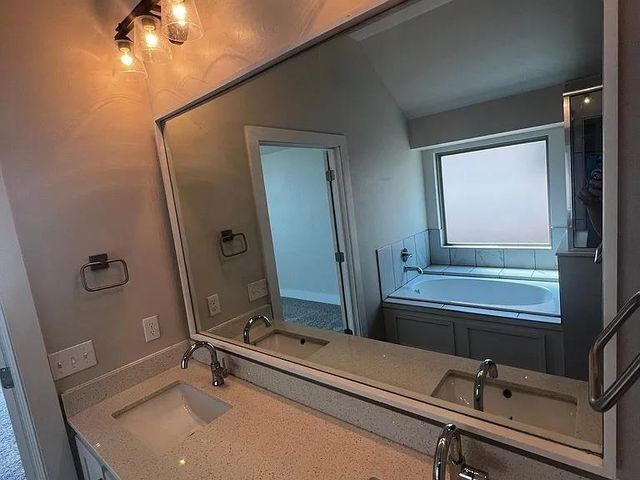 8212 NW 151st Street, Edmond, OK 73013