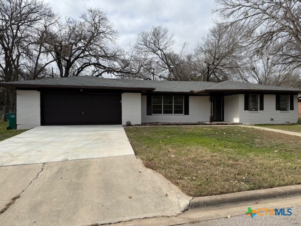 1010 Terra Alta Drive, Belton, TX 76513