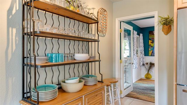 6904 9TH AVENUE NW, Bradenton, FL 34209