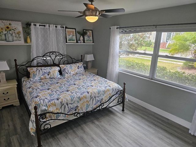 6904 9TH AVENUE NW, Bradenton, FL 34209