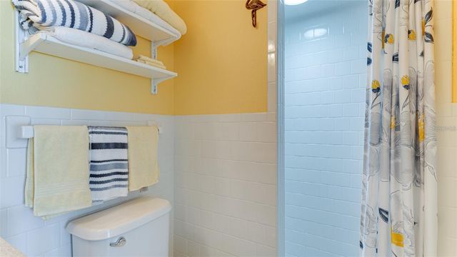 6904 9TH AVENUE NW, Bradenton, FL 34209