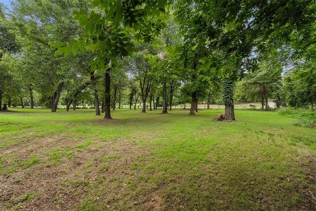 13500 N Coltrane Road, Edmond, OK 73013