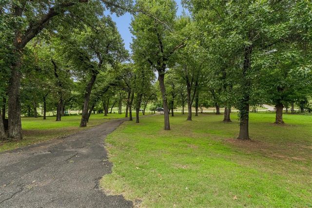 13500 N Coltrane Road, Edmond, OK 73013