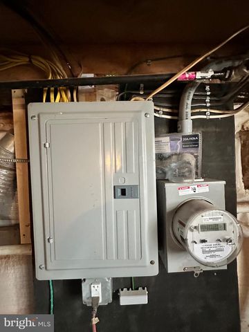 2633 JANNEY ST, Philadelphia, PA 19125