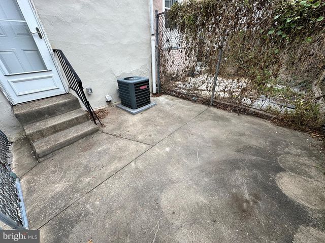 2633 JANNEY ST, Philadelphia, PA 19125